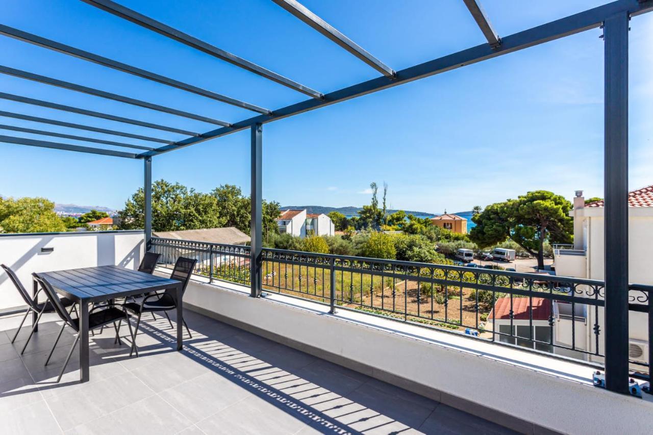Ferienhaus Maestral - Kastel Kambelovac Kastela Ngoại thất bức ảnh