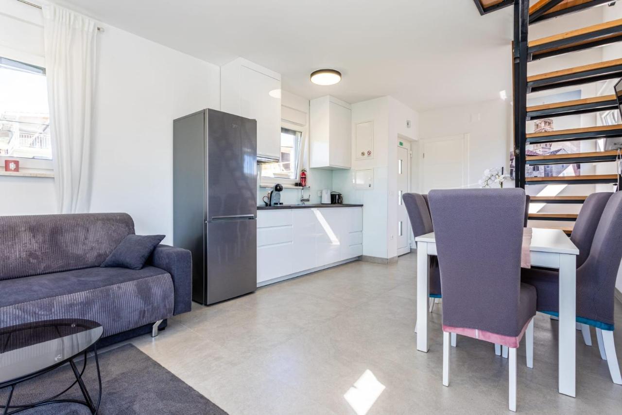 Ferienhaus Maestral - Kastel Kambelovac Kastela Ngoại thất bức ảnh