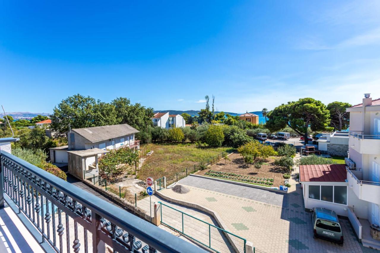 Ferienhaus Maestral - Kastel Kambelovac Kastela Ngoại thất bức ảnh