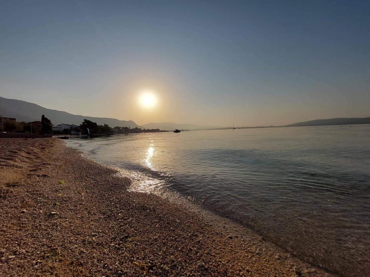 Ferienhaus Maestral - Kastel Kambelovac Kastela Ngoại thất bức ảnh