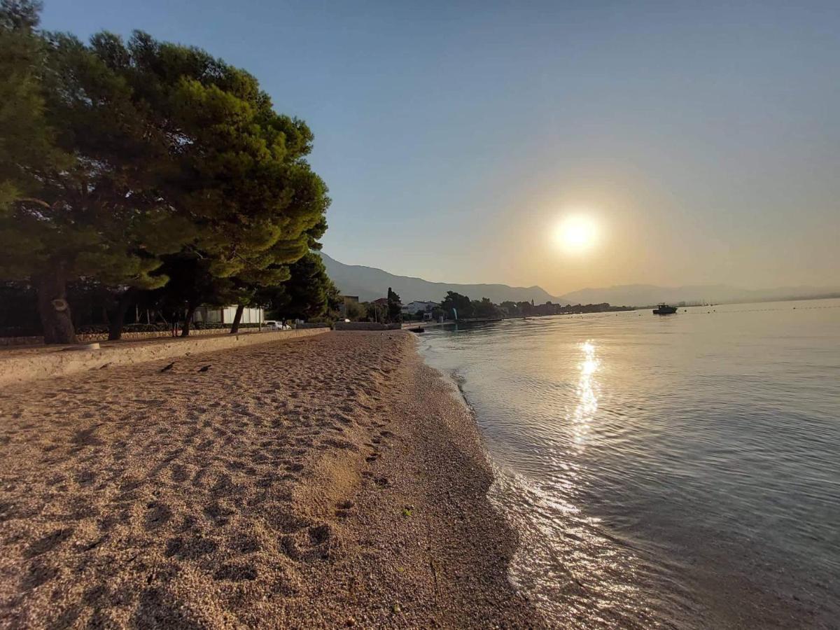 Ferienhaus Maestral - Kastel Kambelovac Kastela Ngoại thất bức ảnh